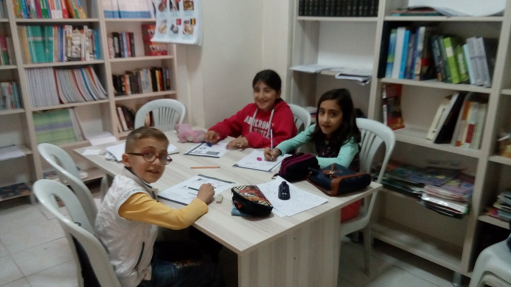 Miniklerimiz ders çalışıyor