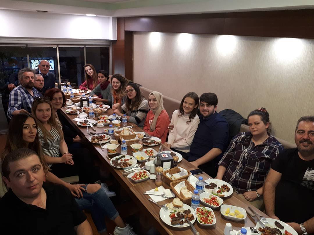 Derneğimizin gönüllü öğretmenleri ile yeni döneme güzel bir başlangıç yaptık .